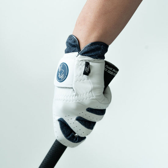 Alpine Golf Nami Edition - Premium navy blue and white golf glove featuring a Japanese-inspired wave pattern, made from high-grade AAA Cabretta leather.